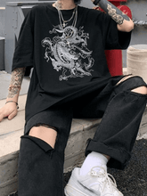 Kurzärmliges T-Shirt mit Drachengrafik